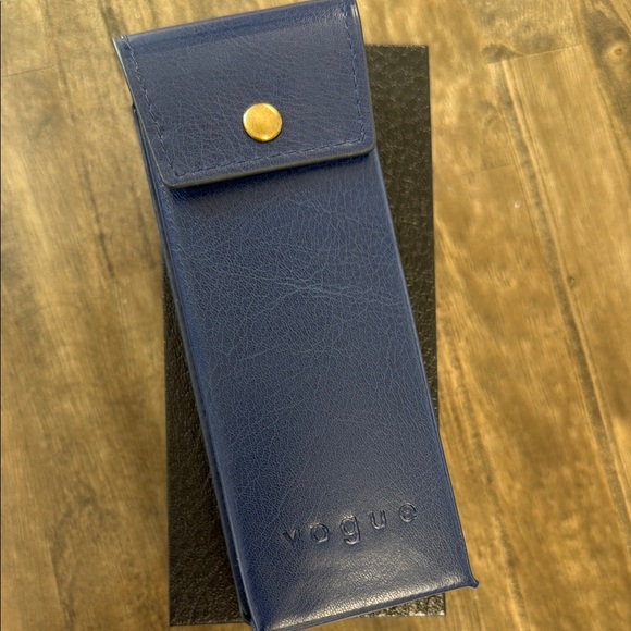 New Vogue Navy Leather Glasses Case with Gold Button - Picture 1 of 3